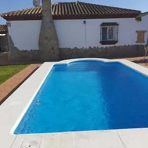 mucho-artemuy-cerca-del-mar-con-piscina-privada.es-andalucia.com/
